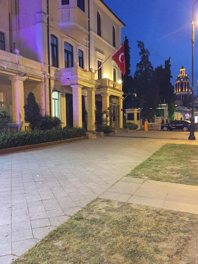 Mar Nero Batumi Bagian luar foto