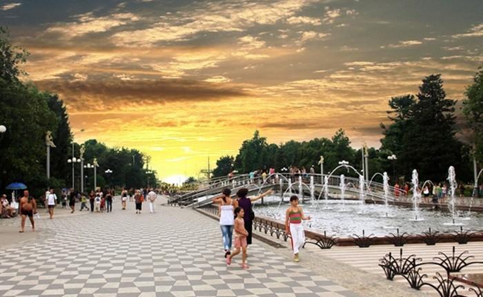Mar Nero Batumi Bagian luar foto