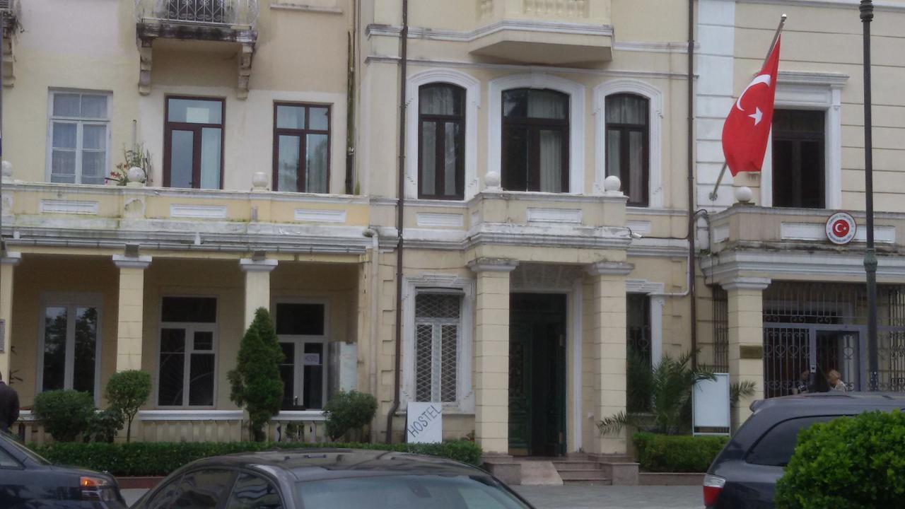 Mar Nero Batumi Bagian luar foto