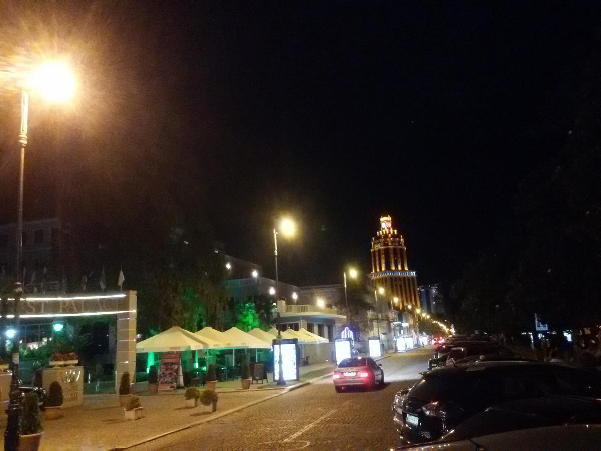 Mar Nero Batumi Bagian luar foto