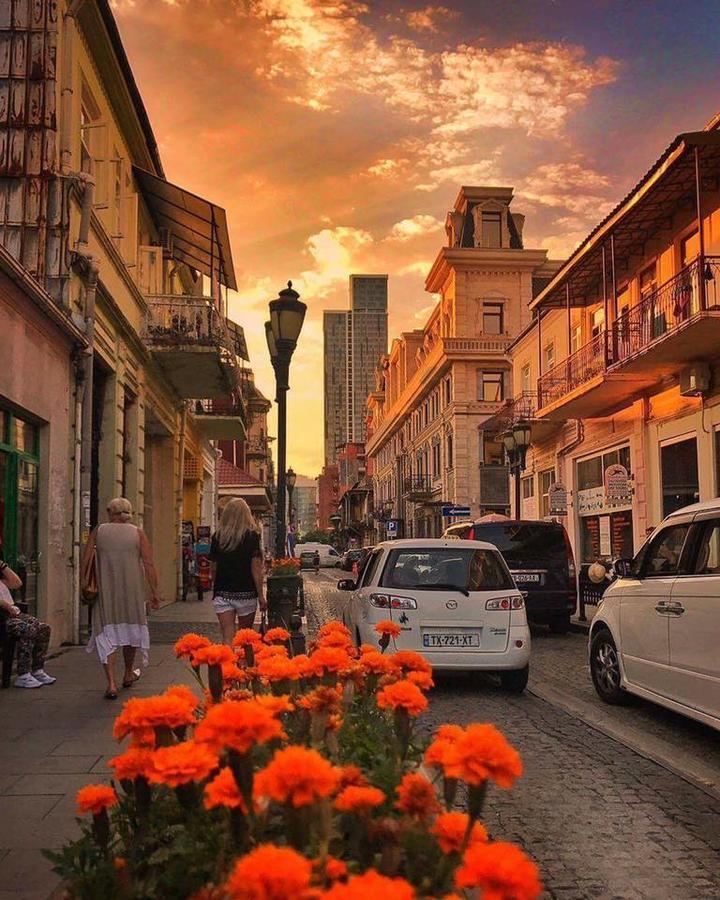 Mar Nero Batumi Bagian luar foto